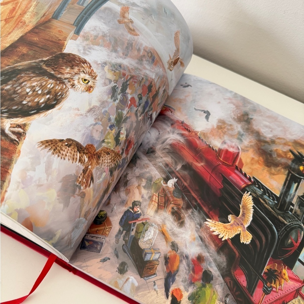 Harry Potter and the Sorcerer's Stone Red Hardcover Book - Picture 4 of 6